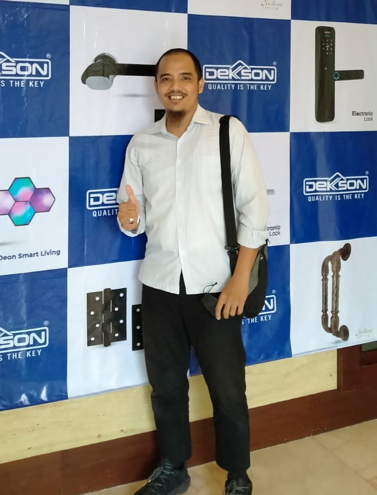 Ar. Rhoman Setiawan, IAI